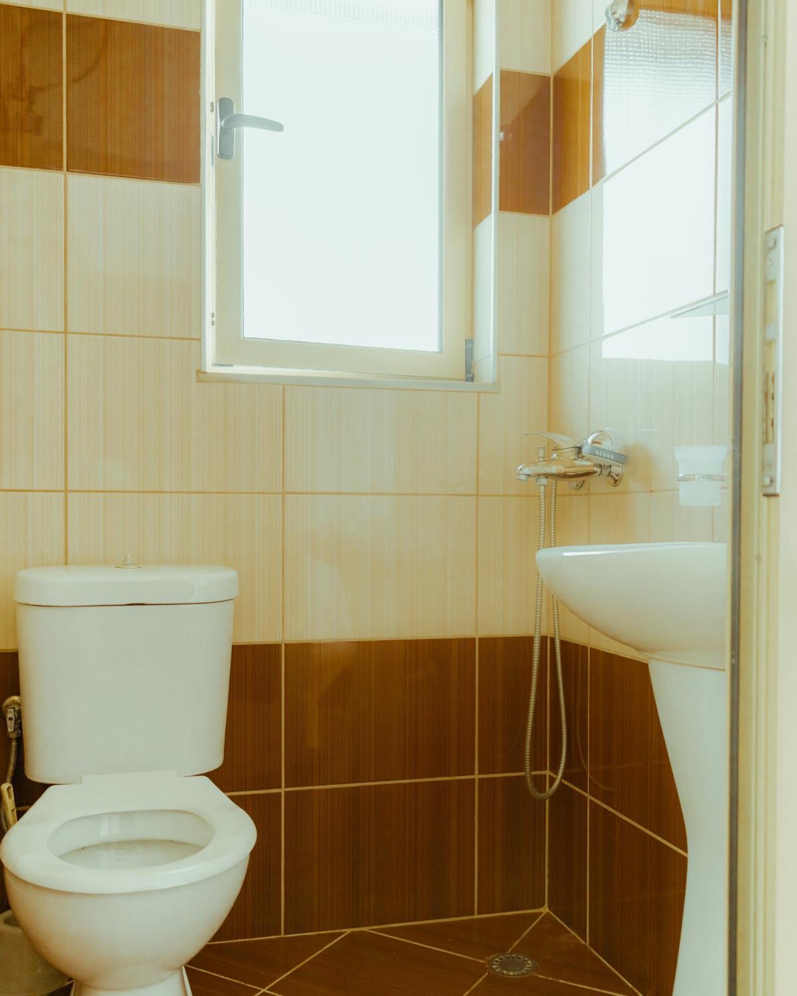 Guesthouse Shtino Gjirokaster Bagian luar foto