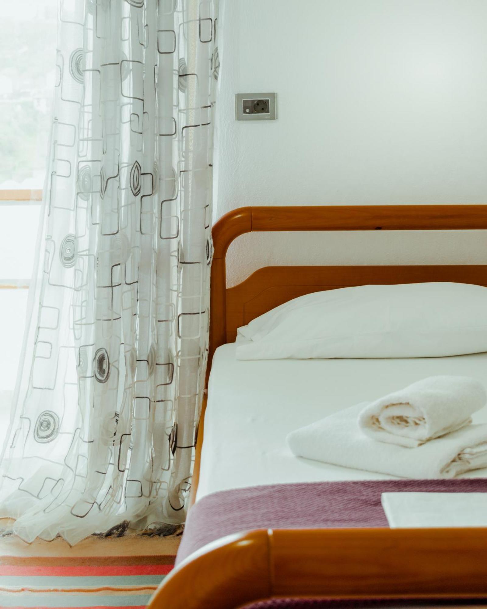 Guesthouse Shtino Gjirokaster Bagian luar foto